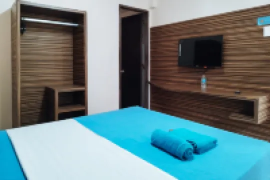 RedDoorz @ Sir G Hotel D'Mall Boracay