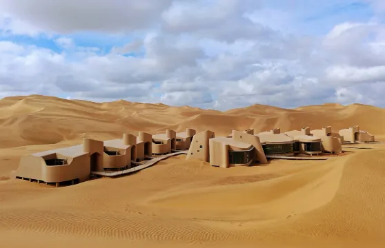 十一間沙屋度假營地