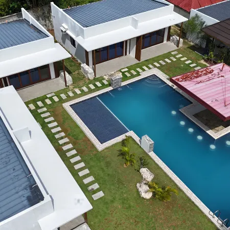 Bluewaves Hostel & Villa Panagsama by Hiverooms Отели в г. Моолбол