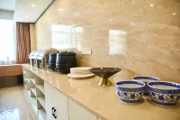 Elong R.YUN Hotel (Tianmen Xincheng CBD RT-Mart)
