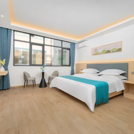 Junyi Hotel (Guilin High-Speed Railway North Station)