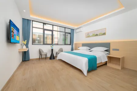 Junyi Hotel (Guilin High-Speed Railway North Station) Отели рядом со станцией Guilin West Railway Station