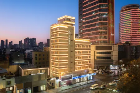 Xuzhou Suning Plaza Zhongshan South Road Light Residence Hotel Отели рядом с достопримечательностью «Logistic Service Group， CUMT Nanhu Campus»
