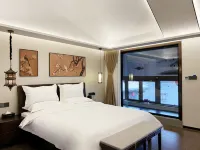 Luming Xuan Siheyuan Homestay (Datong Ancient City Branch)