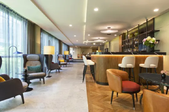 La Clef Tour Eiffel Paris by The Crest Collection Отели рядом с достопримечательностью «Елисейские Поля»