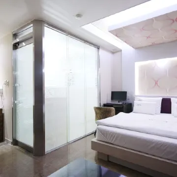 Daegu Icheondong W New York