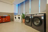 MoAn Hotel (Shanghai Hongqiao Hub International Exhibition Center Store)