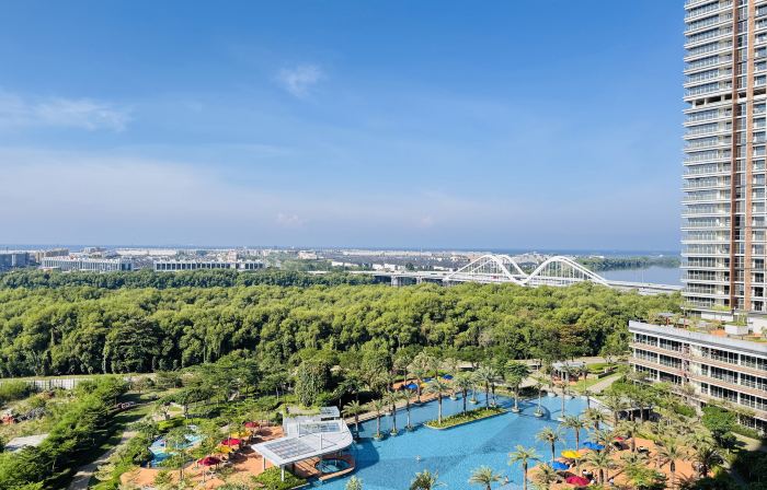·TANG · Gold Coast Pik Sea View Apartment