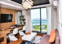Beehive Premier Hotels in Emboodhu Finolhu