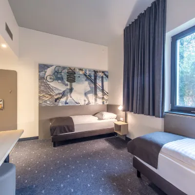 B&B HOTEL München-Olympiapark Hotel dekat Stadion Olimpiade Munich