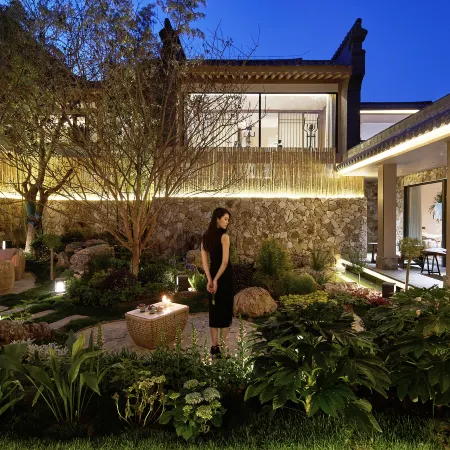 Floral Lux Hotel·Xiangshan Bieyuan Private Soup Resort Hotel