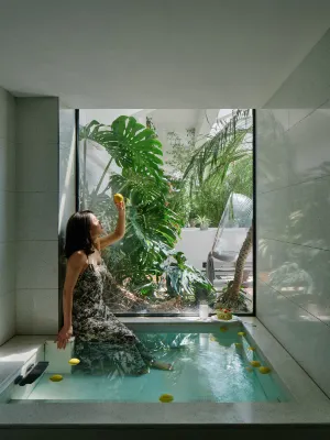Yashangyinting Hotel [The first choice for overseas tourists]
