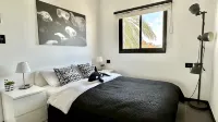 GW945 Gugel Waves Amazing Seaview Apartments Hotels in Elon