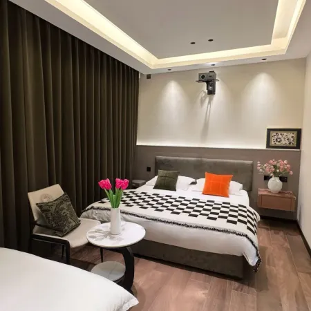 Jingdu Hotel (Shibazhan Forestry Bureau)