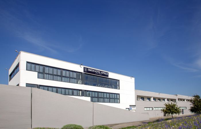 Simon Hotel Aprilia