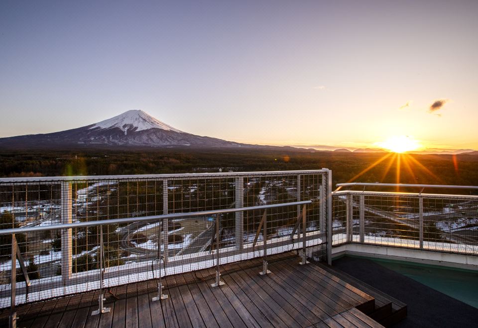 2. 하일랜드 리조트..