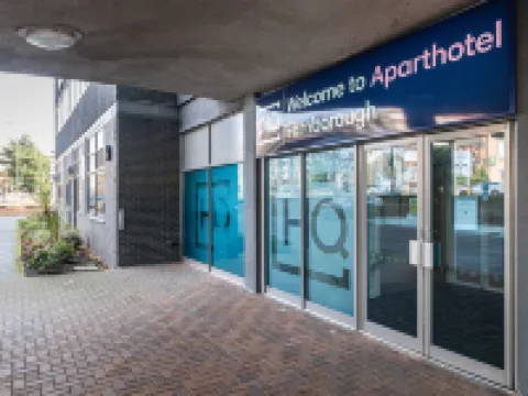 HQ Aparthotel Farnborough Hotels in Farnborough