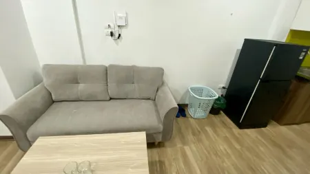 Era Apartment Lac Long Quan Отели рядом с достопримечательностью «Hanoi University of Science and Technology»