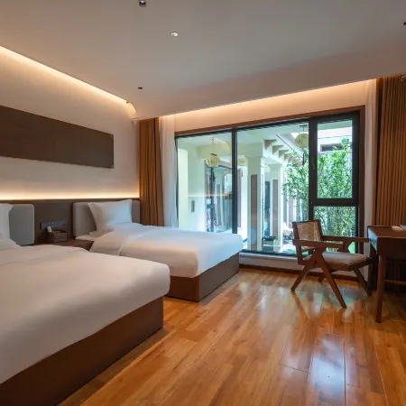 Delingha Chushan Yunjv Homestay (Olympic Plaza)