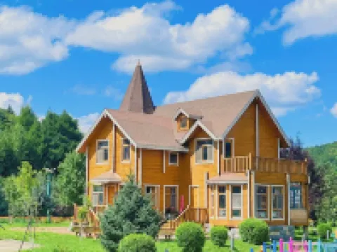 青雲渓畔林海聴雪｜Cozy Inn暖居ヴィラ（尚志市亜布力スキー旅行リゾート区） 尚志のホテル