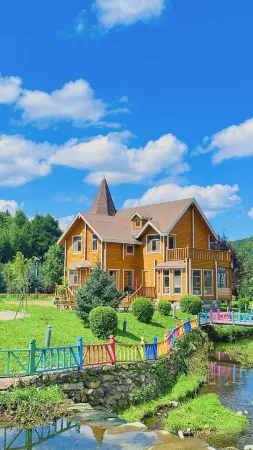 Warm Home Villa (Yabuli Ski and Tourism Resort) Отели рядом с достопримечательностью «Yabuli Sightseeing Cable Car and World's No. 1 Slide»
