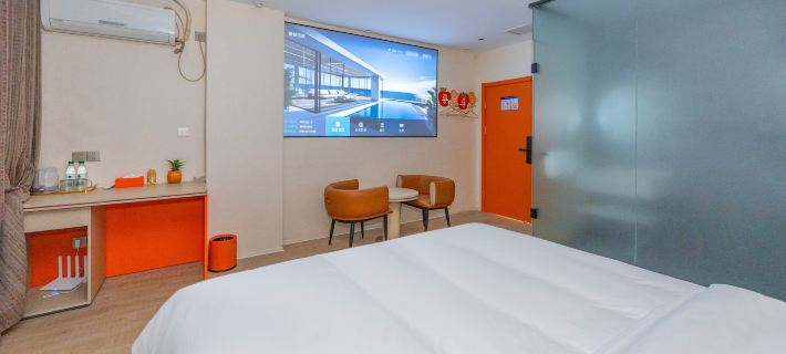Huijiu Homestay Hotel Hotels in Yingshang
