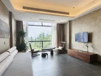Tianqu Manor Hotels in Xinhua County