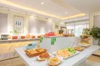 Vienna Hotel (Linyi City Center Taisheng Plaza)