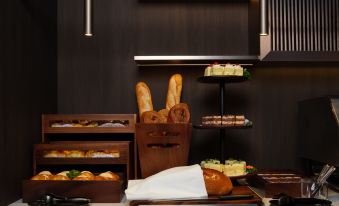 Dalian Zhongshan Square Zhongshan Road Atour S Hotel