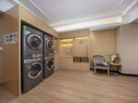 Vienna International Hotel (Qionghai Zhenhai Road) Hotels in Qionghai