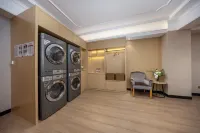 Vienna International Hotel (Qionghai Zhenhai Road)