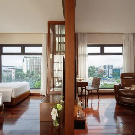 Orchids Saigon Hotel Отели рядом с достопримечательностью «Хо Кон Руа»