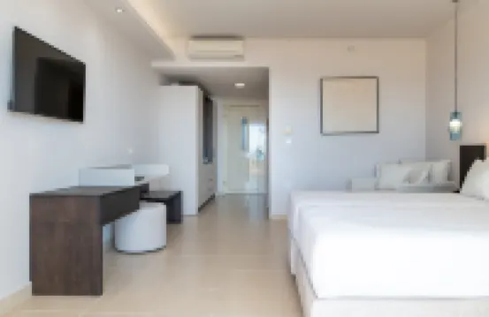 Grand Blue Beach Hotel