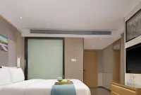 Xingyu E-Sports Hotel (Wuling Pedestrian Street)