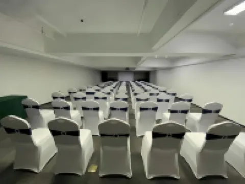 MOTRI Hotel (Futian Huaqiang North Branch)