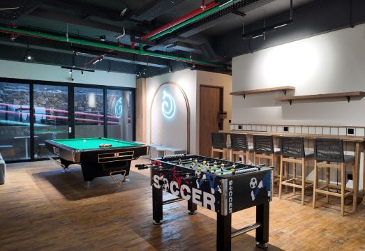 잠불루욱 브로모 포스텔