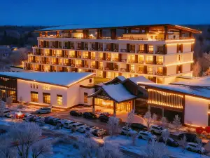 Mingrui Senggu Hot Springs Resort Hotel