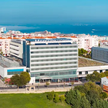 Mercure Lisboa Almada Hotel โรงแรมใกล้เบเลมทาวเวอร์