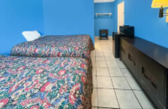 Luxury Inn by OYO Albany