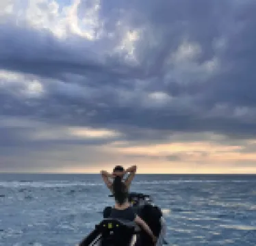 Hai Shang Xi Jing homestay فنادق في 