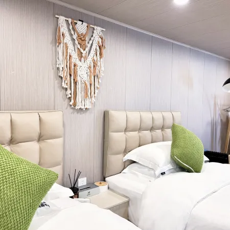 Luyin · Luxury Wilderness Wenquan Camping Hotel