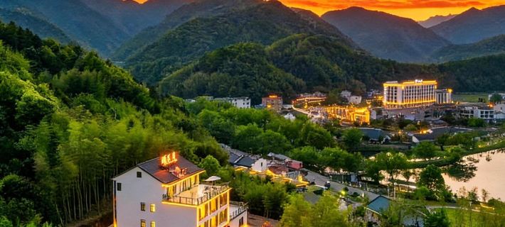 Ningguo See You Tomorrow 360° Panorama · Summer Creek Hiking · Family Courtyard Hotels in Ningguo