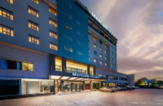 Zhangjiajie  Mercure Hotel Hotels near Jishou University Zhangjiajie Campus