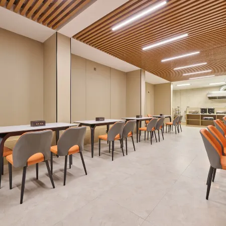 Lianfeng Smart Hotel (Zhangpu Duxun Bus Station)