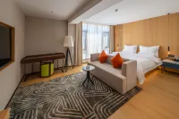 Mile Smile Hot Spring Hotel