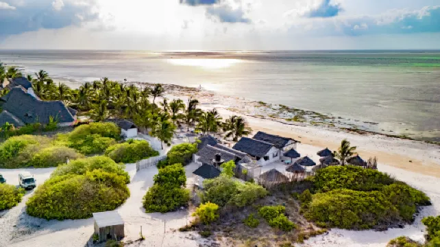 Exploreans Malaika Villas & Beach Club