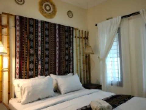 Villa New D'Bamboo by Plesirhatiyogja