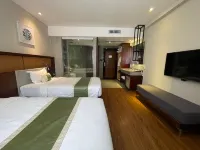 CLOVER HOTEL MONIVONG - BY EMMA Hotels in Phnom Penh