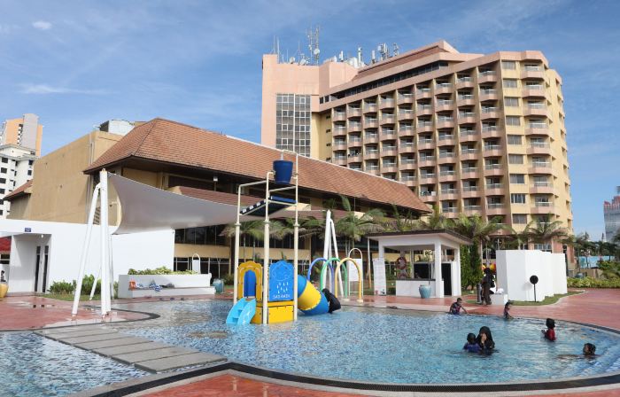 Primula Beach Hotel
