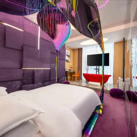 Jianzhi Hotel (Urumqi People's Square)